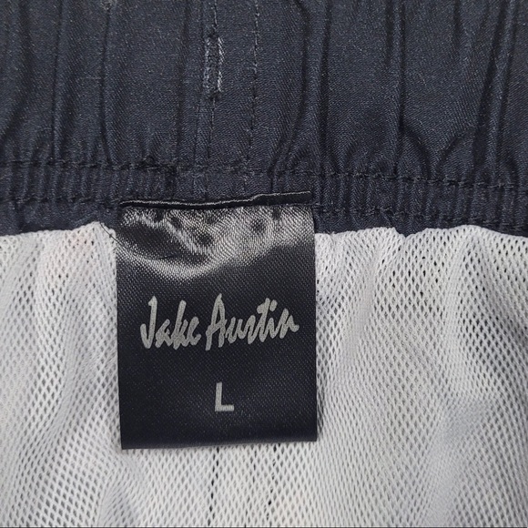 Jake Austin Cocktail Vacay Themed Swim Trunks - Picture 5 of 7